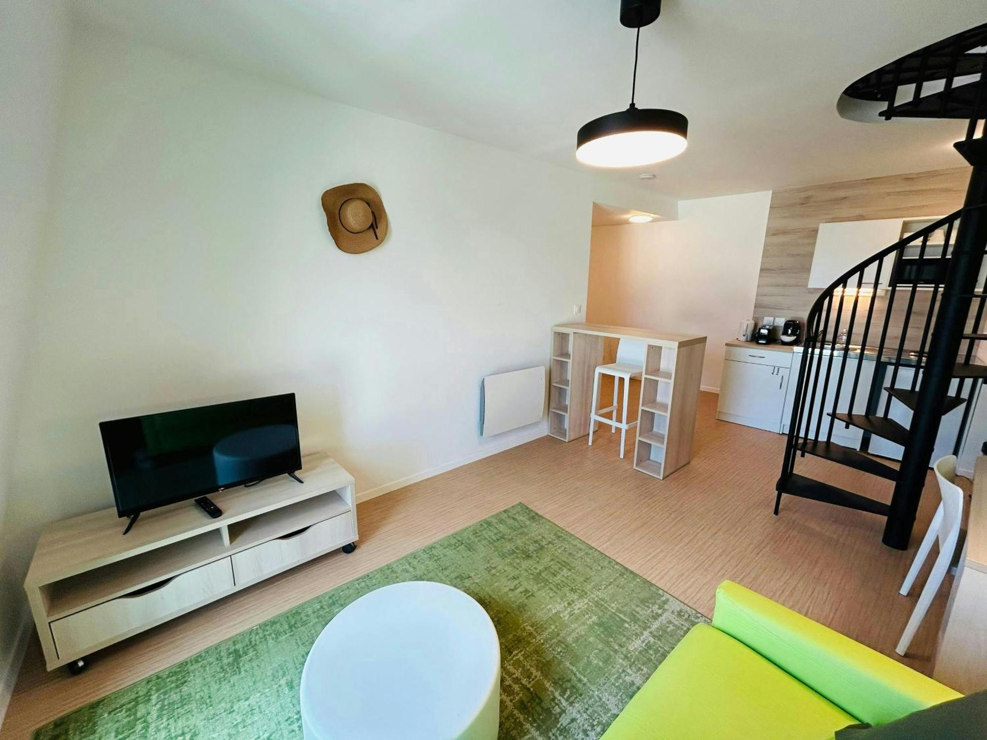 شقة We Live In R - Duplex 504 رانس المظهر الخارجي الصورة